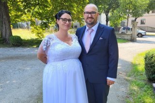 Aline et Alexandre Sierro lors de leur mariage à Sion le samedi 5 juillet 2025.